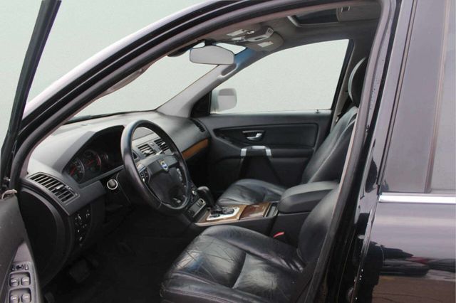 2008 Volvo XC90 AWD 4dr I6 w/Snrf/3rd Row - 23000017 - 5