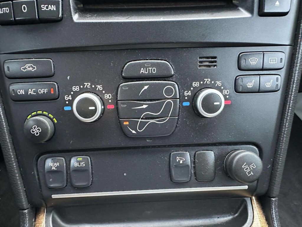 2008 Volvo XC90 AWD 4dr I6 w/Snrf/3rd Row - 22993945 - 30