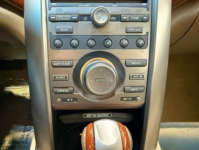 2009 Acura RL 3.7 - 22946335 - 16