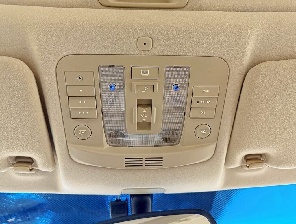 2009 Acura RL 3.7 - 22946335 - 18