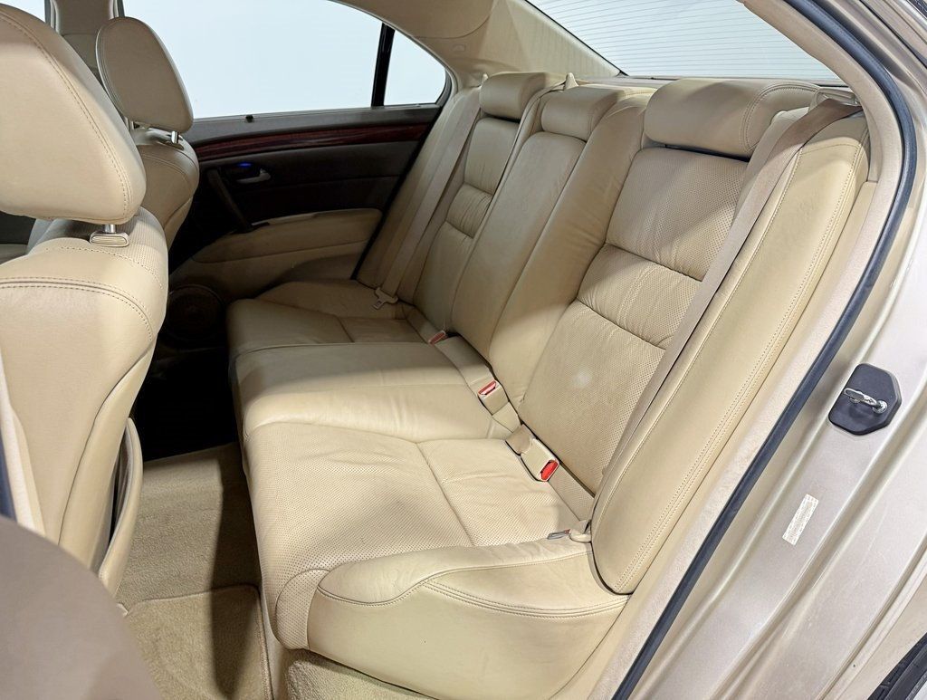 2009 Acura RL 3.7 - 22946335 - 28