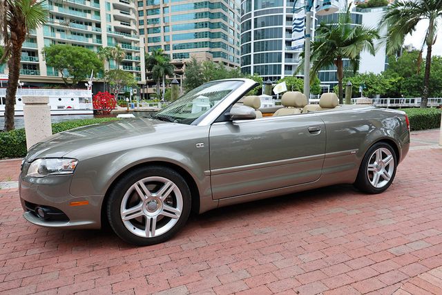 2009 Audi A4 2.0T Cabriolet - 23035904 - 15