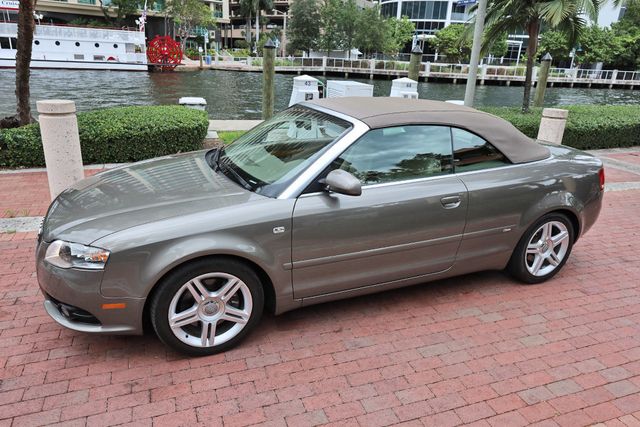 2009 Audi A4 2.0T Cabriolet - 23035904 - 24