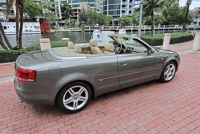 2009 Audi A4 2.0T Cabriolet - 23035904 - 25
