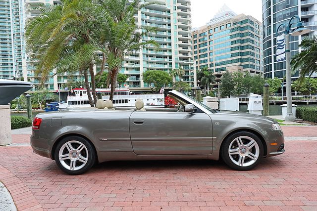 2009 Audi A4 2.0T Cabriolet - 23035904 - 28