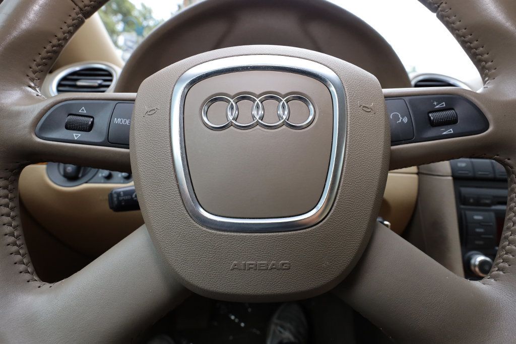 2009 Audi A4 2.0T Cabriolet - 23035904 - 41