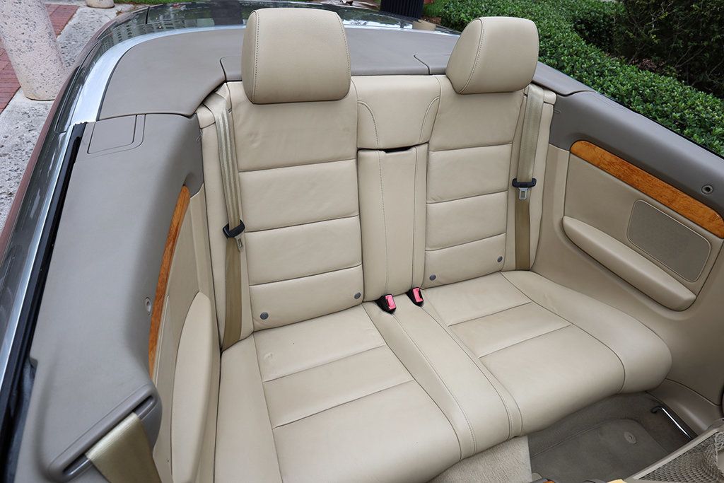 2009 Audi A4 2.0T Cabriolet - 23035904 - 6