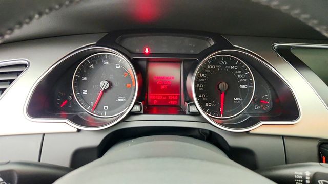 2009 Audi A5 2dr Coupe Automatic quattro w/ Panoramic Sunroof - 23079082 - 13