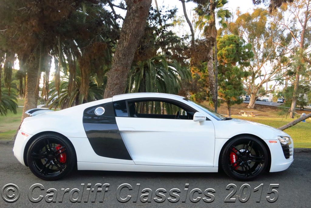 2009 Audi R8 AWD 6-speed Manual~Premium Package~Leather Element - 14571837 - 3