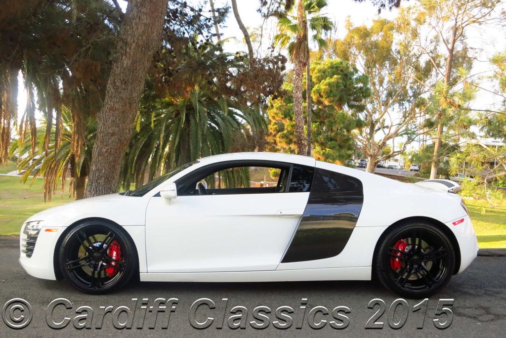 2009 Audi R8 AWD 6-speed Manual~Premium Package~Leather Element - 14571837 - 4