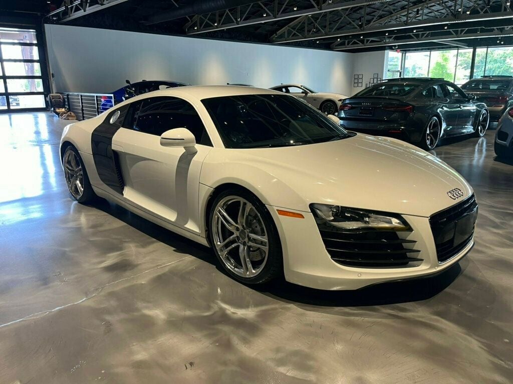 2009 Audi R8 AWD/PremiumPkg/CarbonSideBlades/CarbonEngineCompartment/B&Osound - 22557779 - 6