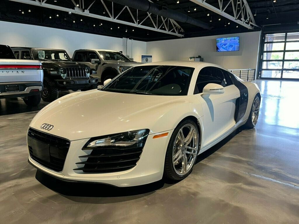 2009 Audi R8 AWD/PremiumPkg/CarbonSideBlades/CarbonEngineCompartment/B&Osound - 22557779 - 8