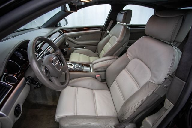 2009 Audi S8 4dr Sedan - 22962858 - 17