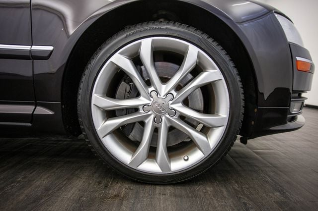 2009 Audi S8 4dr Sedan - 22962858 - 44