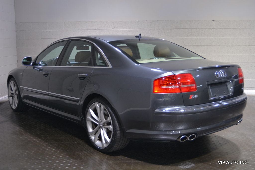 2009 Audi S8 4dr Sedan - 21957548 - 34