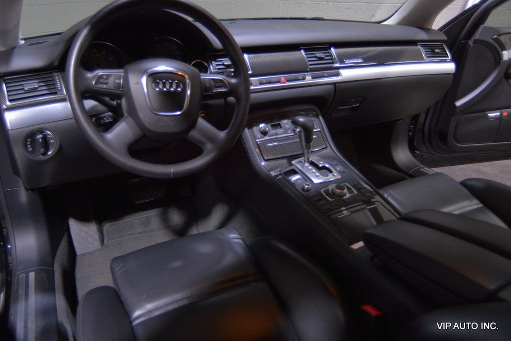 2009 Audi S8 4dr Sedan - 22521852 - 24