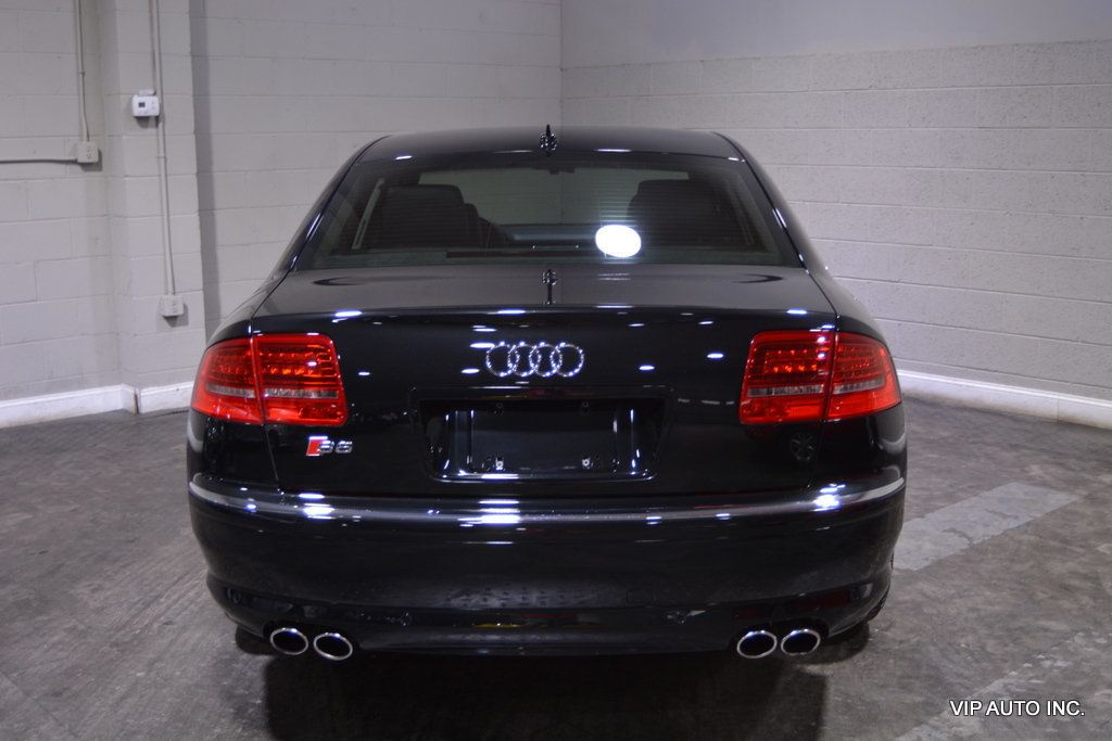 2009 Audi S8 4dr Sedan - 22521852 - 44