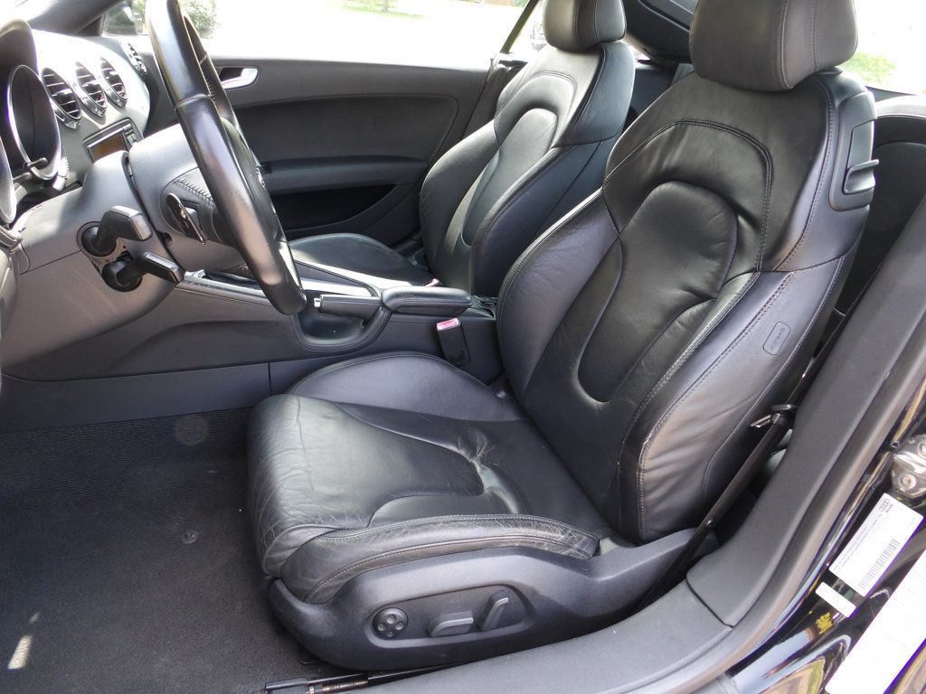 2009 Audi TT Coupe 2.0T Prestige photo 12