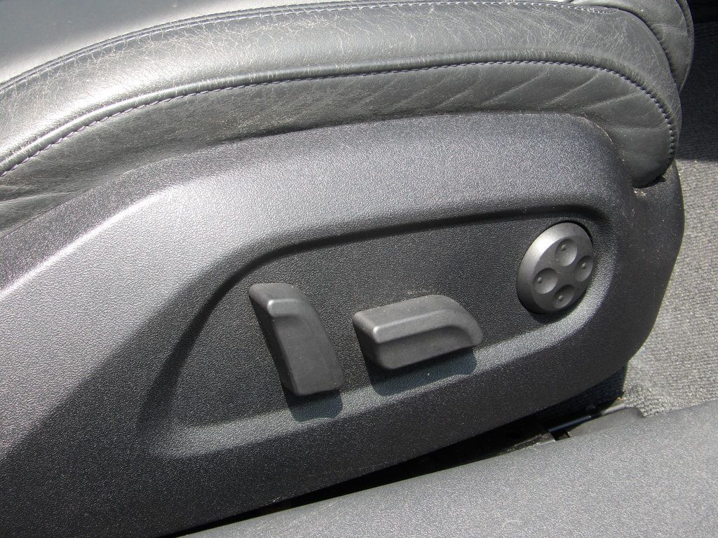 2009 Audi TT Coupe 2.0T Prestige photo 19