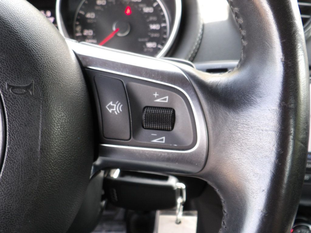 2009 Audi TT Coupe 2.0T Prestige photo 23