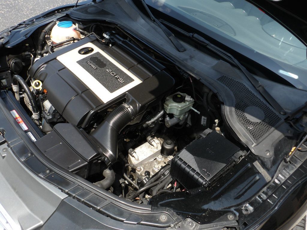 2009 Audi TT Coupe 2.0T Prestige photo 31