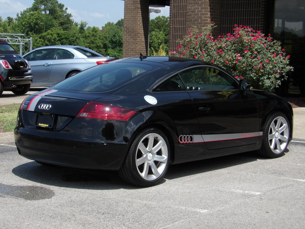 2009 Audi TT Coupe 2.0T Prestige photo 6