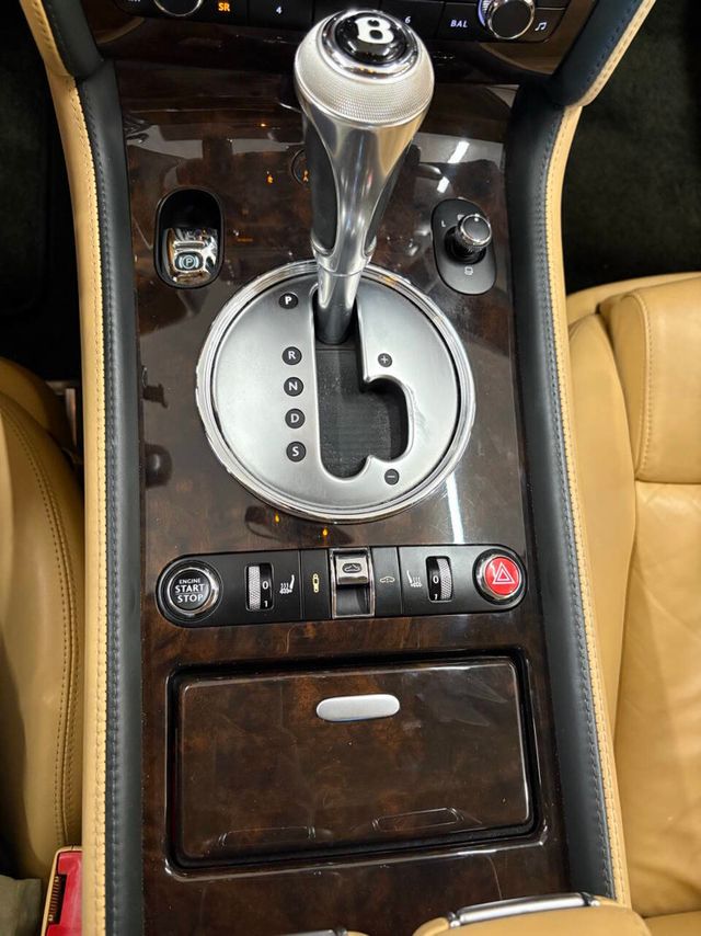 2009 Bentley Continental GT 2dr Convertible - 23026762 - 31