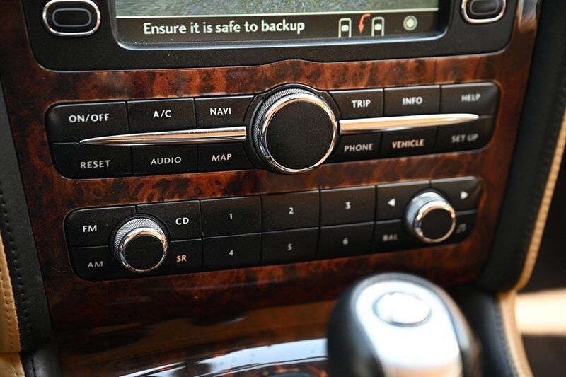 2009 Bentley Continental GT 2dr Convertible - 22875107 - 21