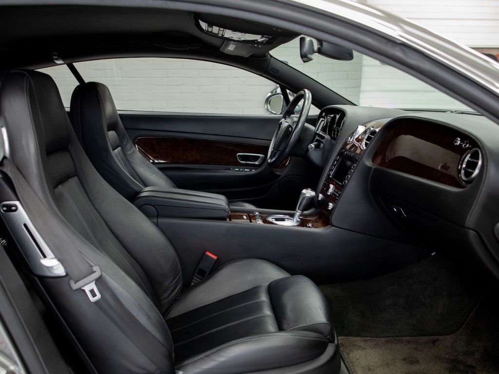 Bentley Continental photo 16