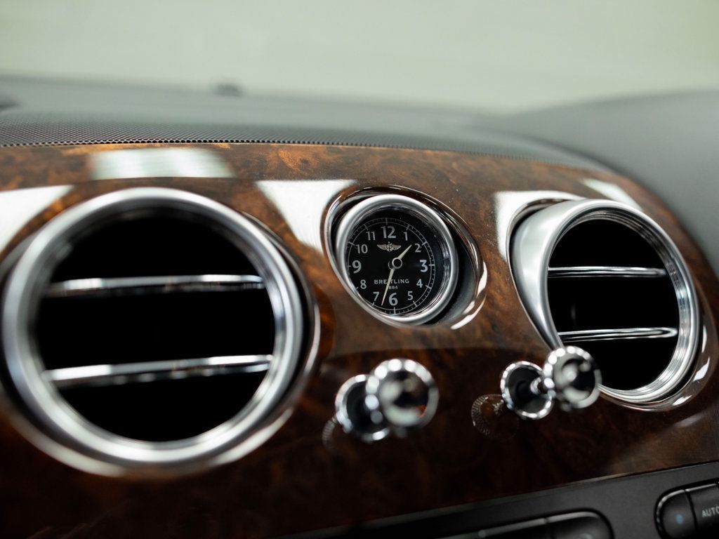 Bentley Continental photo 24