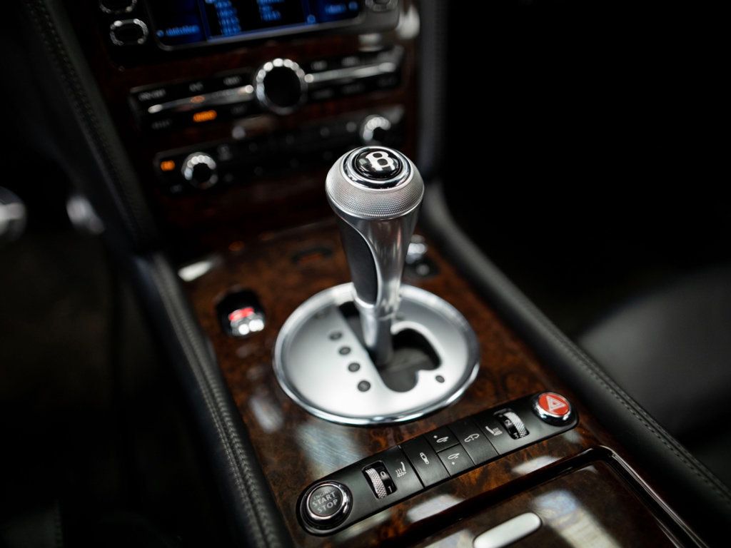 Bentley Continental photo 26