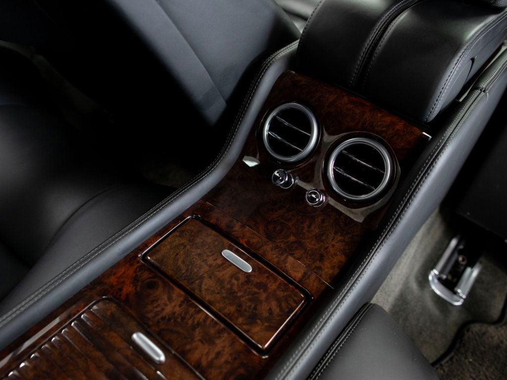 Bentley Continental photo 33