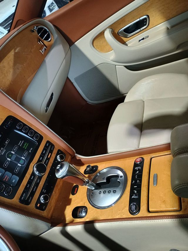 2009 Bentley Continental GT 2dr Coupe Mulliner 1 Clean Carfax Florida Car - 22919762 - 36