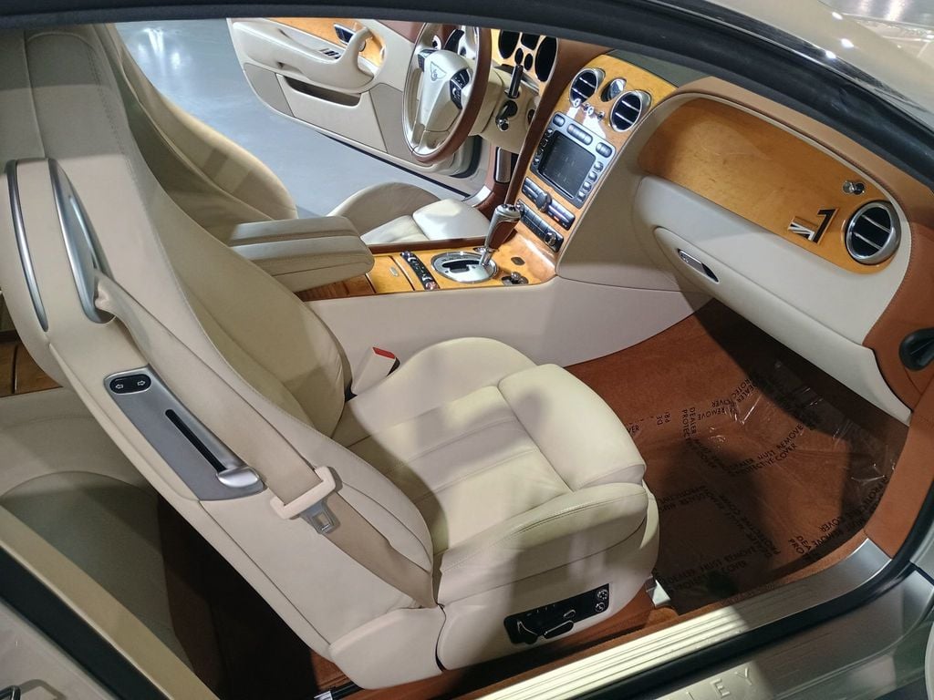 2009 Bentley Continental GT 2dr Coupe Mulliner 1 Clean Carfax Florida Car - 22919762 - 45