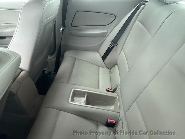 2009 BMW 1 Series 128i Coupe Automatic - 23034739 - 9