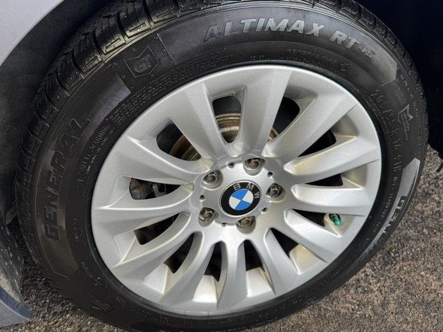 2009 BMW 3 Series 328i xDrive - 23079033 - 22