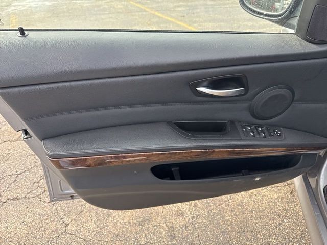 2009 BMW 3 Series 328i xDrive - 23003096 - 10