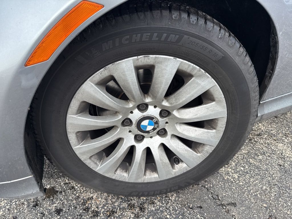 2009 BMW 3 Series 328i xDrive - 23003096 - 1