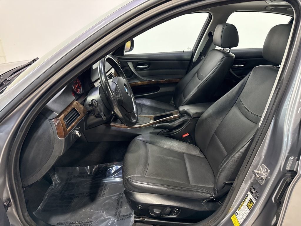 2009 BMW 3 Series 328i xDrive - 23003096 - 22