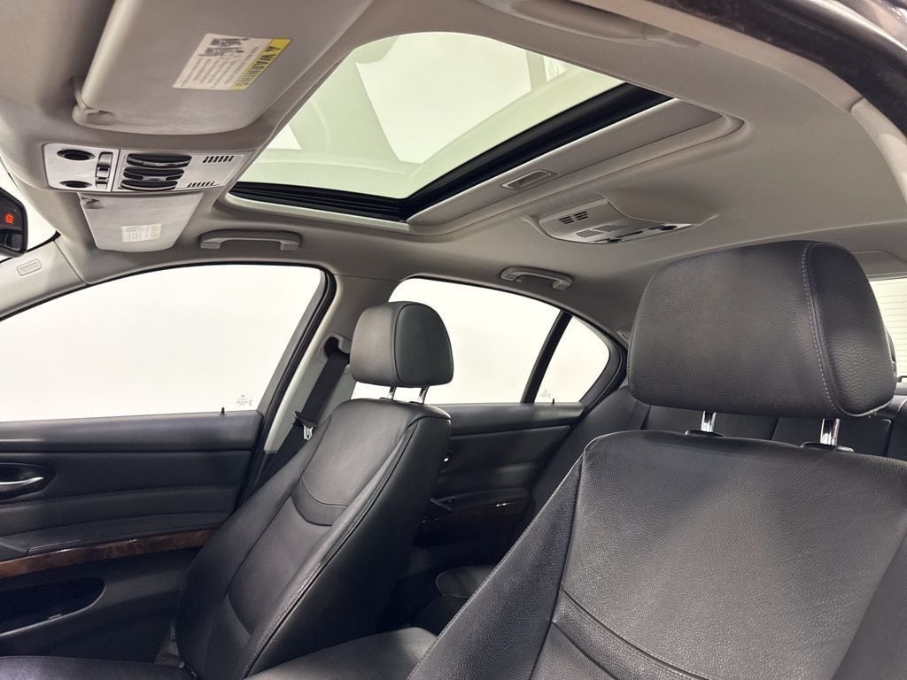2009 BMW 3 Series 328i xDrive - 23003096 - 25