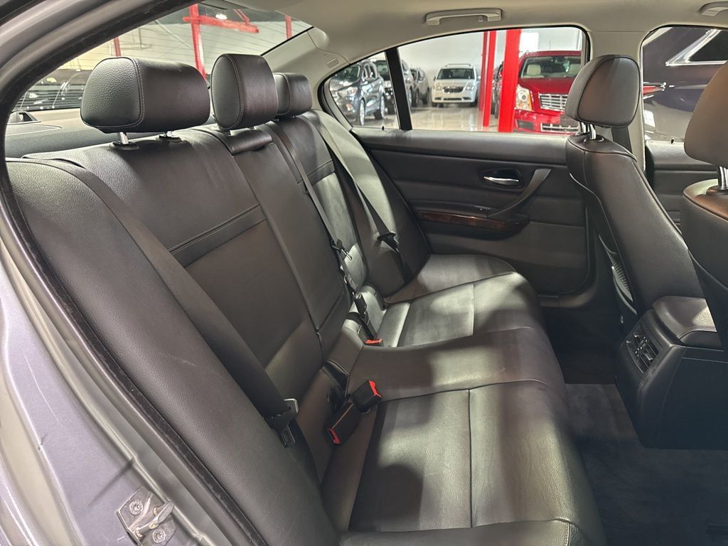 2009 BMW 3 Series 328i xDrive - 23003096 - 33