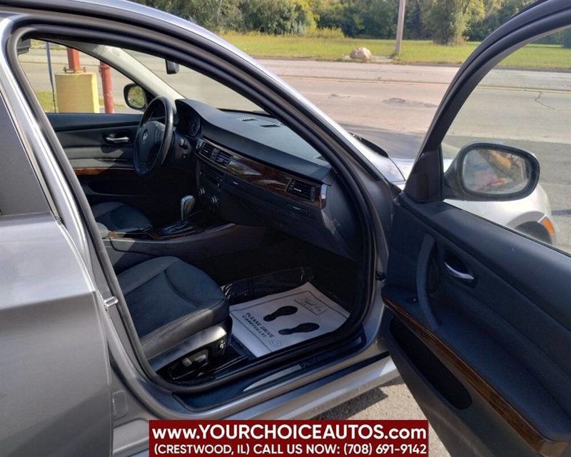 2009 BMW 3 Series 328i xDrive - 22927961 - 20