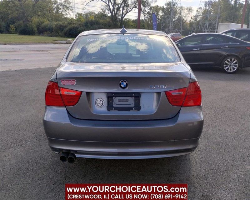 2009 BMW 3 Series 328i xDrive - 22927961 - 3
