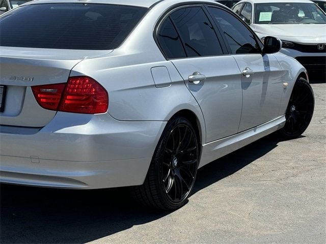 2009 BMW 3 Series 328i xDrive - 22541559 - 15