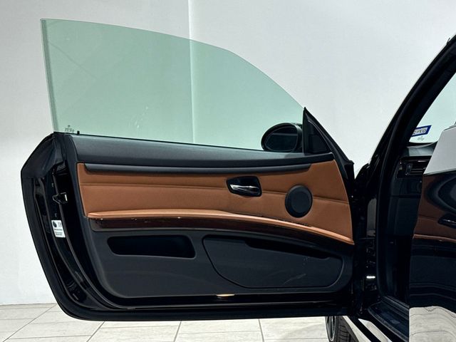 2009 BMW 3 Series 335i - 22971133 - 16