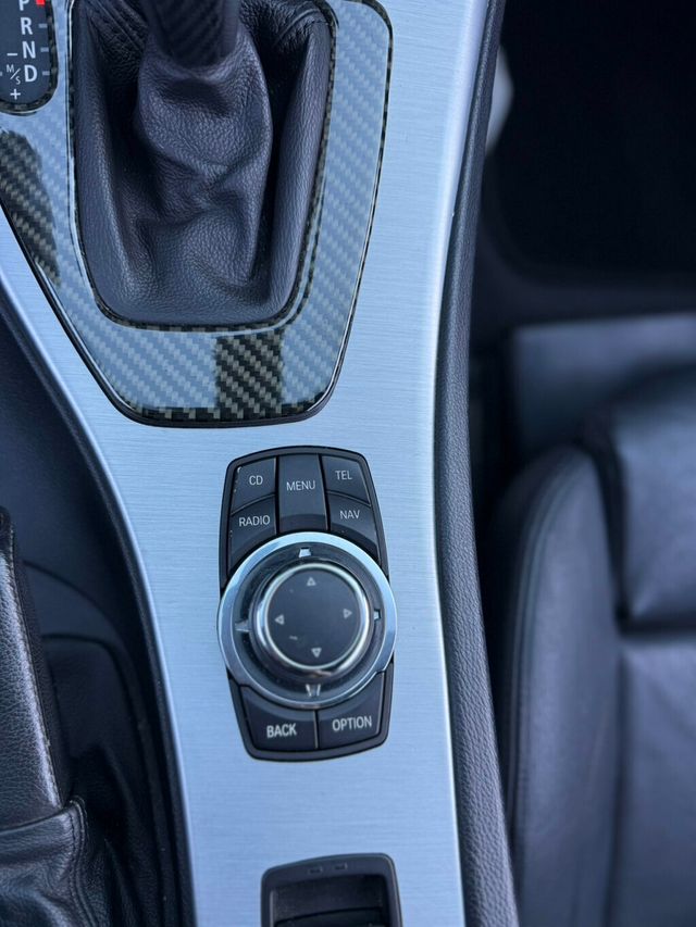 2009 BMW 3 Series 335i - 23000993 - 17