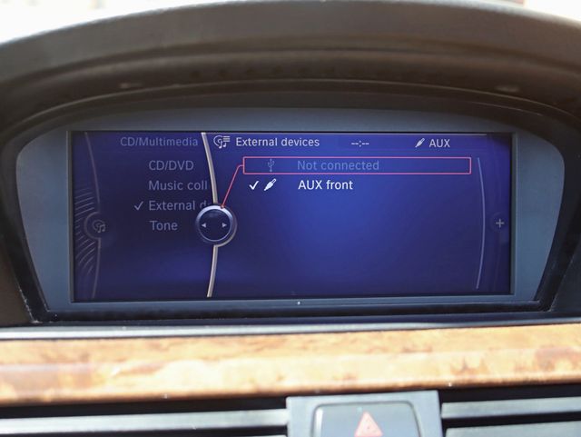 2009 BMW 3 Series 335i - 23015780 - 14