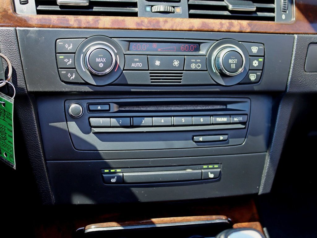 2009 BMW 3 Series 335i - 23015780 - 17