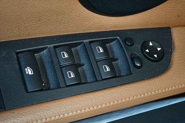2009 BMW 3 Series 335i - 23029439 - 63