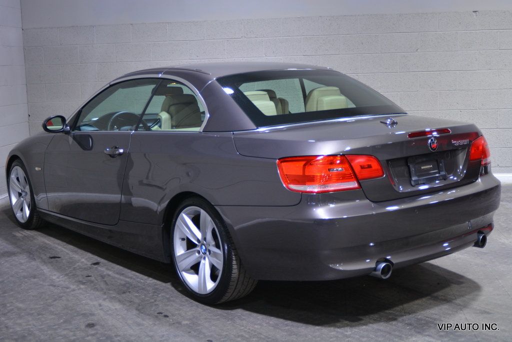 2009 BMW 3 Series 335i - 22518939 - 40